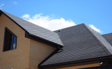 Asphalt shingles roofing construction, repair.  Problem Areas for House asphalt shingles Corner Roofing Construction Waterproofing. Rain gutter system.